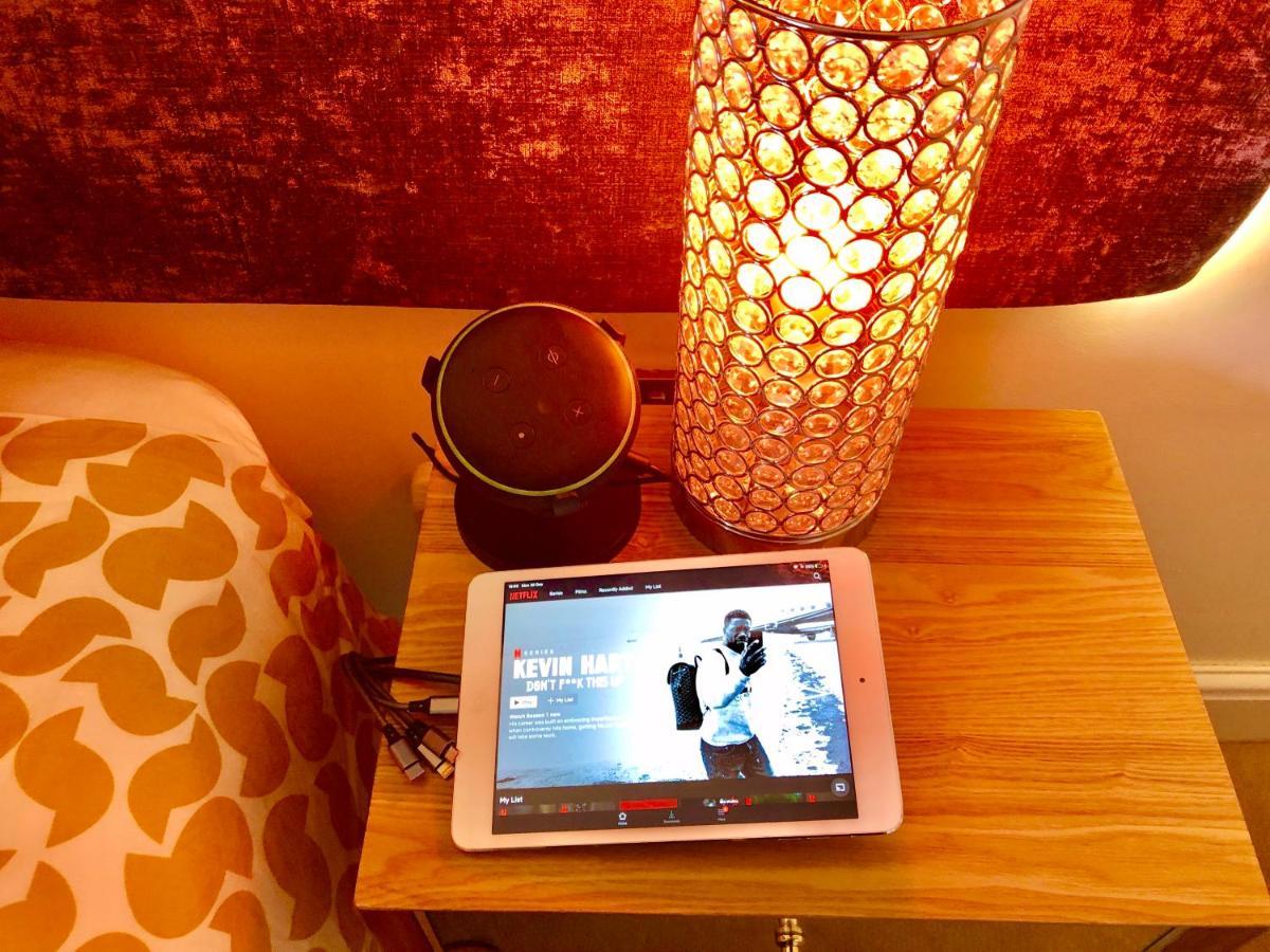The Duplex Margate With Deck & Living Space Air Conditioning エクステリア 写真
