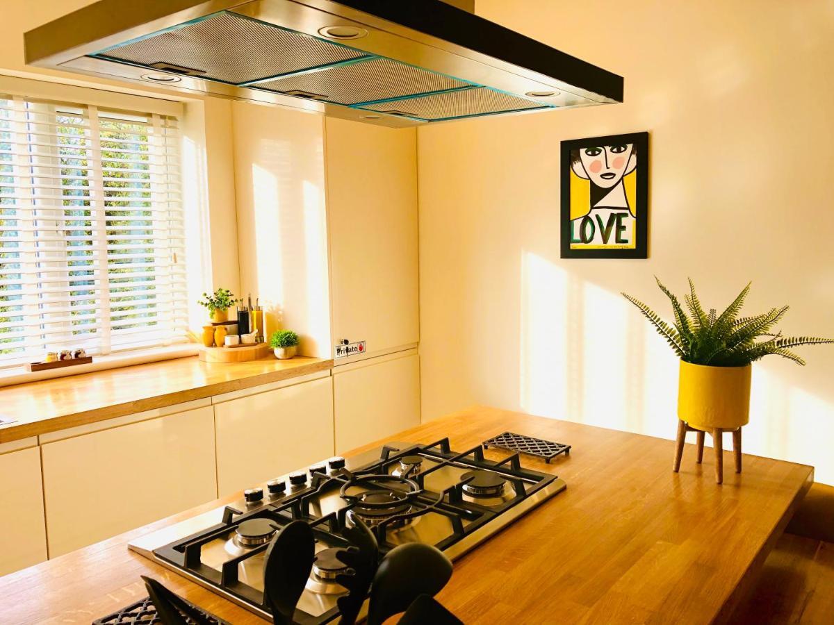 The Duplex Margate With Deck & Living Space Air Conditioning エクステリア 写真